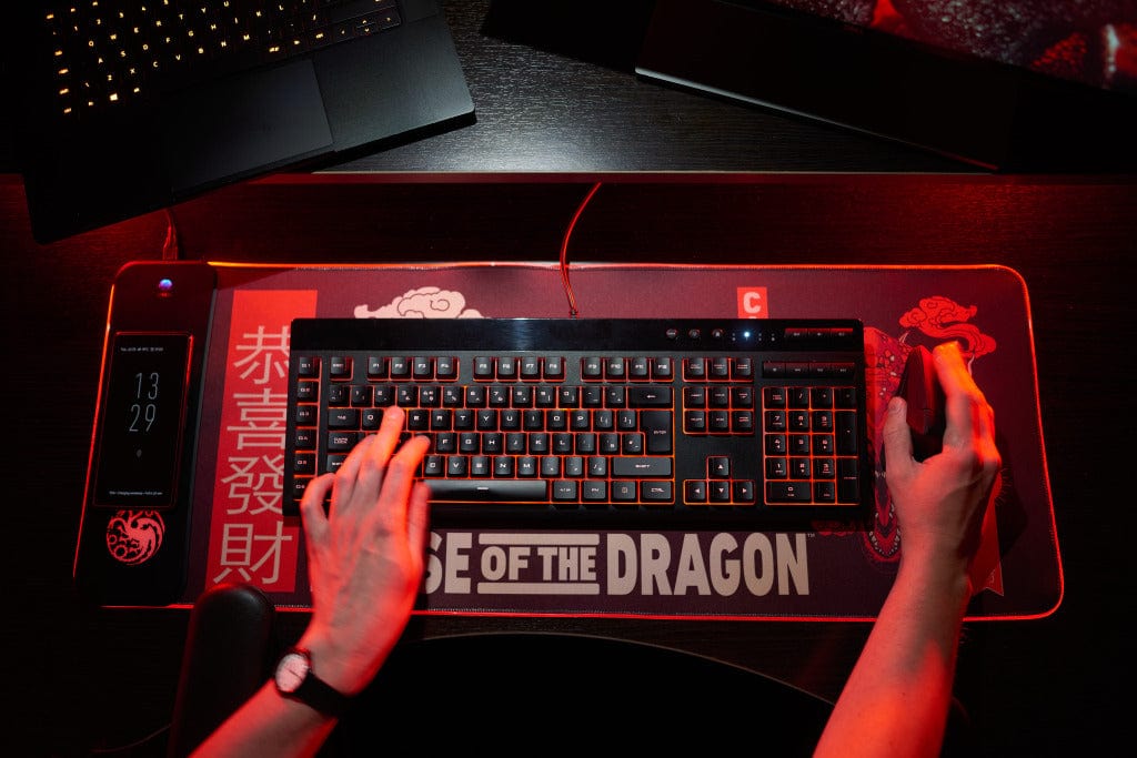 House of Dragons - Oversize Gaming Mat & Mobile Charger