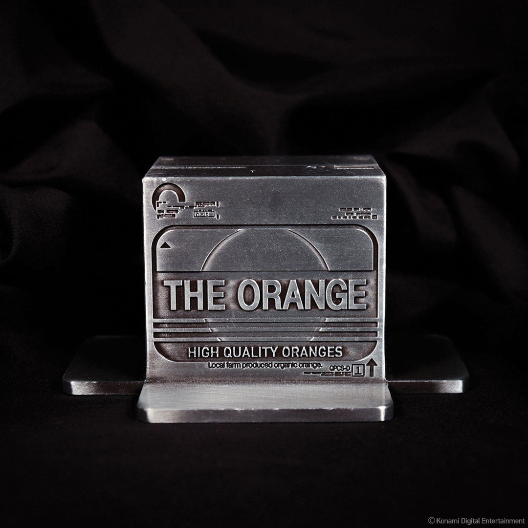 Metal Gear Solid 2 Replica Cardboard Box