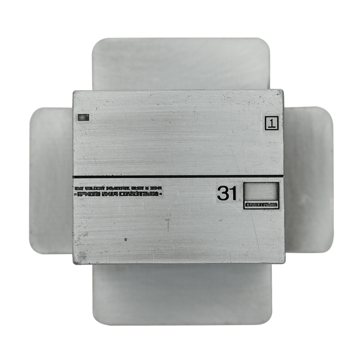 Metal Gear Solid 2 Replica Cardboard Box